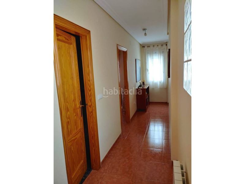 Foto b18905d6-6870-4d3b-80c8-285c32cc7973. Piso venta de piso en Baza