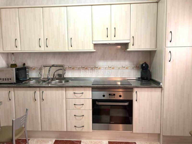 Foto 539fe8cb-57ab-40c6-8703-79072d2313d7. Casa amb aparcament a Baza
