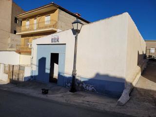 Aparcament cotxe a Freila. Garaje en venta en cuesta de freila