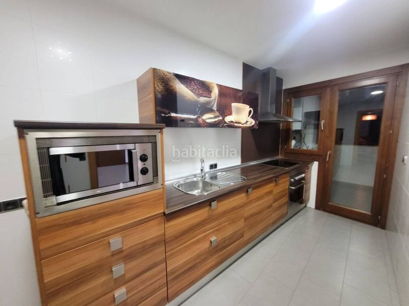 Foto 82fdb8f2-22e3-4c56-834b-a7eff655e623. Piso  en venta en Baza