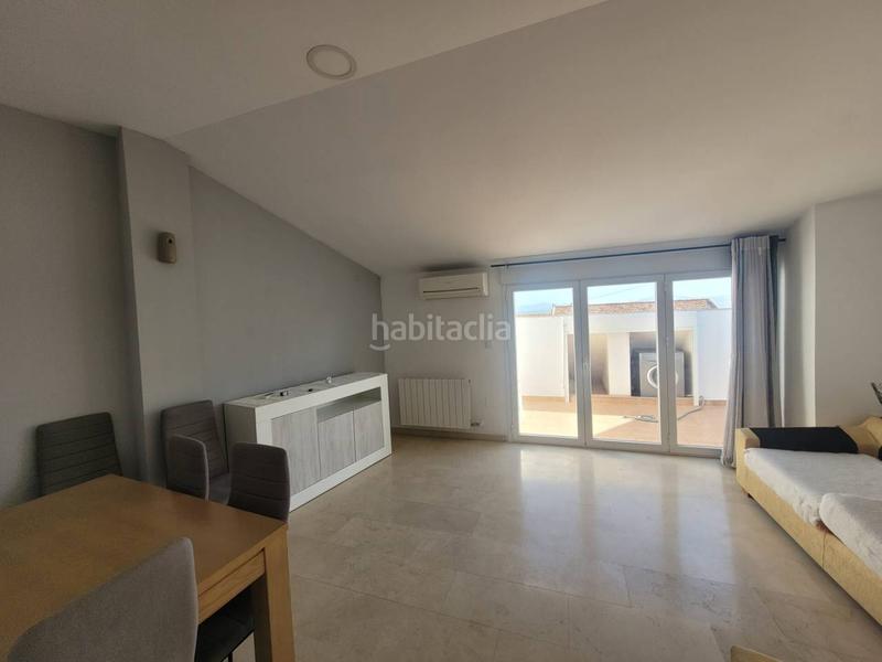 Foto d9003304-d83c-4aff-a68a-5bacd6820f53. Dúplex duplex en venta en Baza