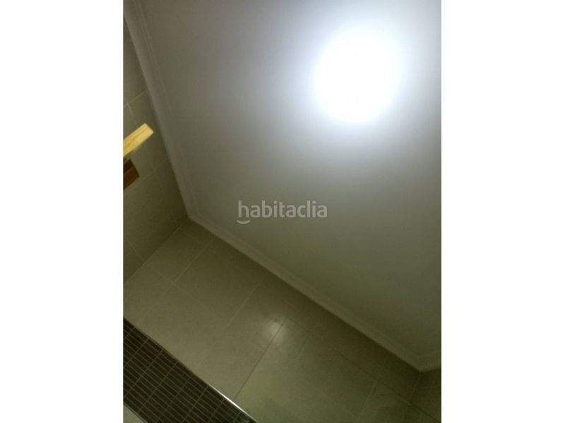Foto c976ba28-6dbb-4e7b-ab9f-852e08777b30. Lloguer pis amb calefacció aparcament a Baza