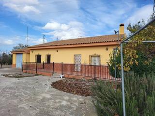 Casa en Baza. Casa en venta en baza