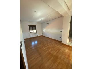 Appartement à Baza. Venta de piso en baza