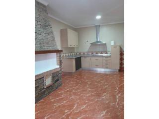 Appartement à Baza. Venta de piso en baza