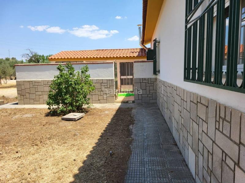 Foto 34e2b338-5e78-4852-966e-e8b879a27a22. Chalet  en venta en Baza