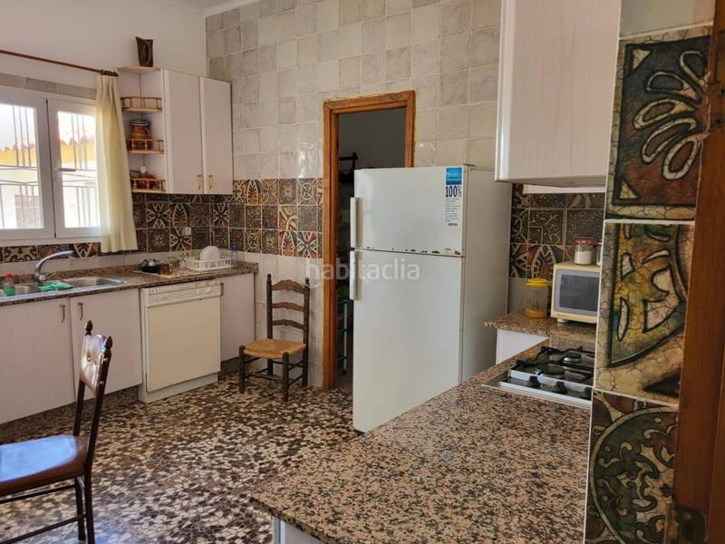 Foto d1dc0e2a-5b55-48f1-b01f-d65fca68b3e0. Chalet  en venta en Baza