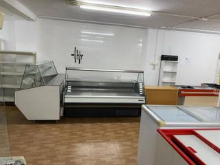 Lloguer Local Comercial a Baza. Local en alquiler en baza