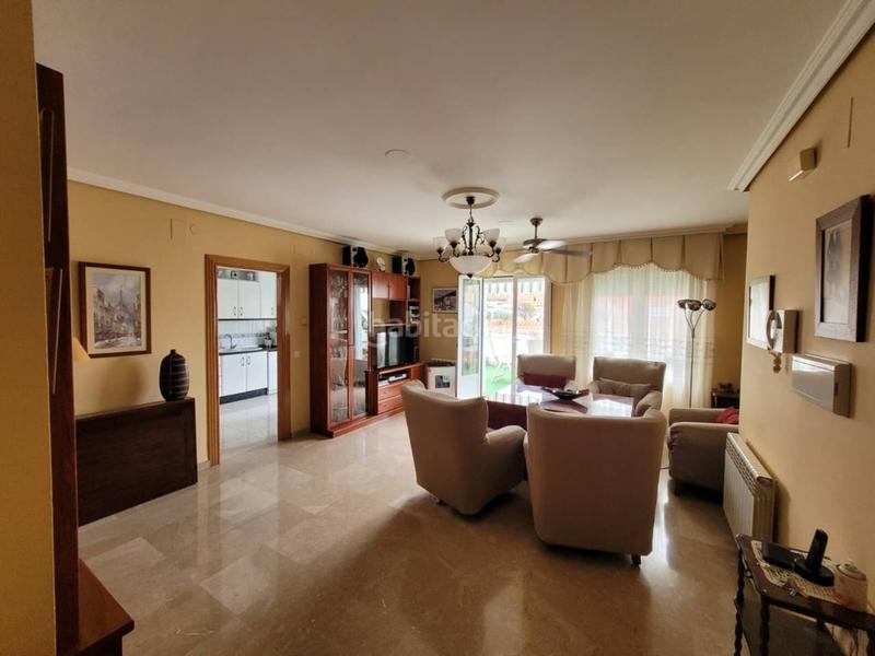 Foto 1d3ff932-4dc2-4e78-8fb8-20c4ea63fa16. Attico con riscaldamento parcheggio in Baza