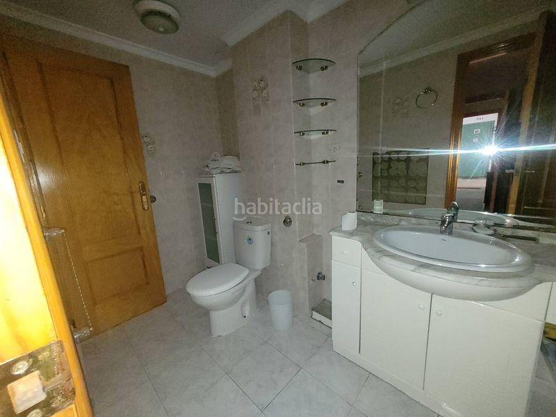 Foto 463aa8e3-e2bb-4947-9ff1-f192ba09783d. Pis a Baza