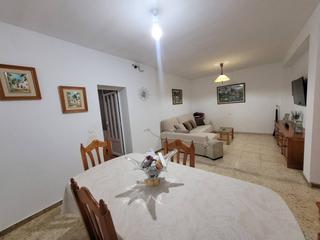 Maison à Baza. Casa en venta en baza