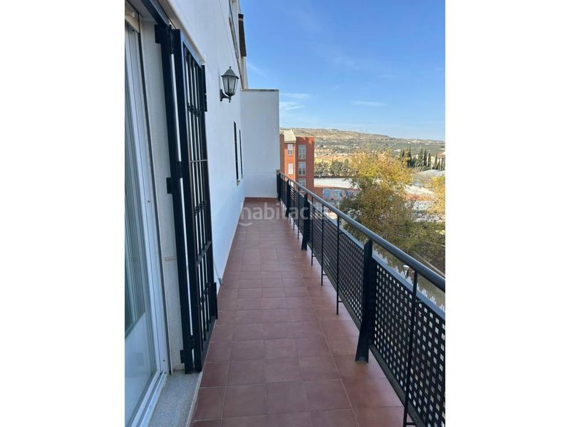 Foto 7d4b133f-f24d-488b-a2a6-45a394903adf. Dúplex venta de dúplex amplio en Baza
