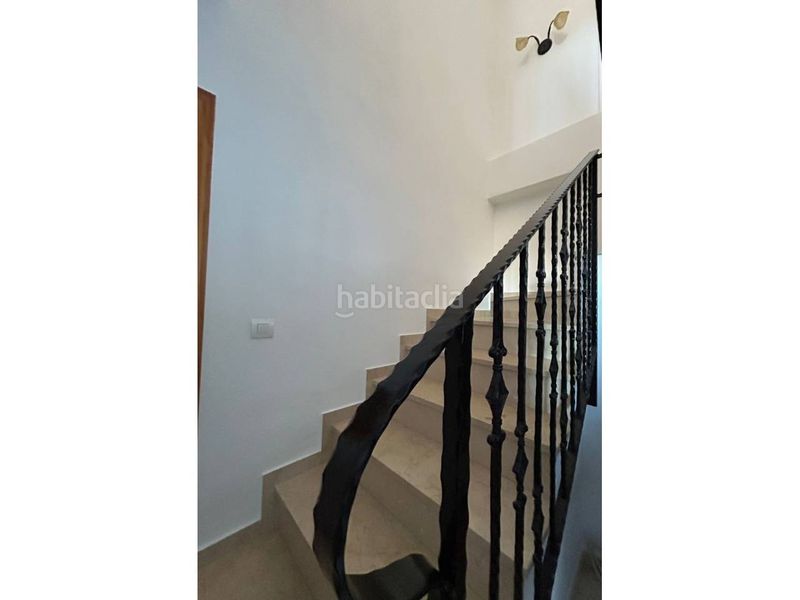 Foto b4b285bb-cc18-4bb9-a6b8-103ee5a81b57. Dúplex venta de dúplex amplio en Baza