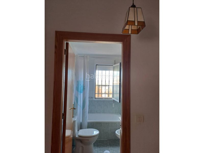 Foto b6ed4cdf-9bb6-45ed-aad0-145445f7b97c. Dúplex venta de dúplex amplio en Baza