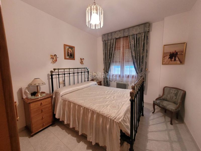 Foto 147b8532-e69d-475c-b429-0ab985cc9d53. Piso  en venta en Baza