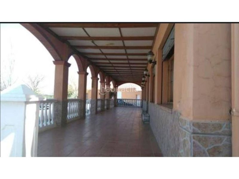 Foto 696a8bd5-73e8-4702-ac79-4682d978ca48. Edificio in Cuevas del Campo
