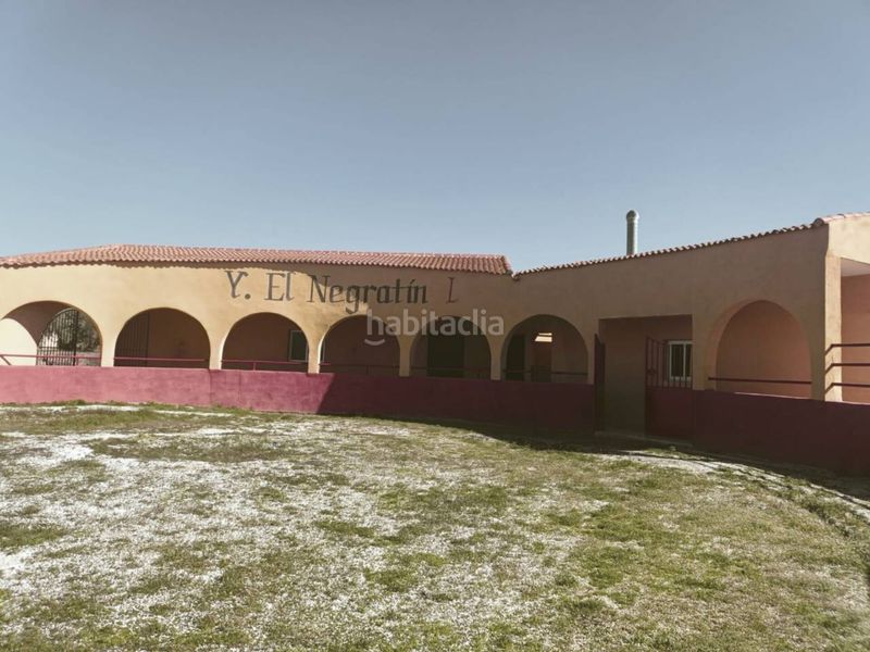 Foto 760df859-cfc6-44c8-878f-87e85849680d. Edificio in Cuevas del Campo