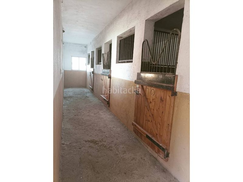 Foto bf023a2f-954c-44d8-a5a3-53be5dd60ba4. Edificio in Cuevas del Campo