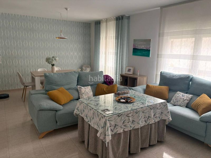 Foto 1b3be8cb-24d4-4594-9c03-7684b5fcbe32. Pis amb calefacció aparcament a Baza