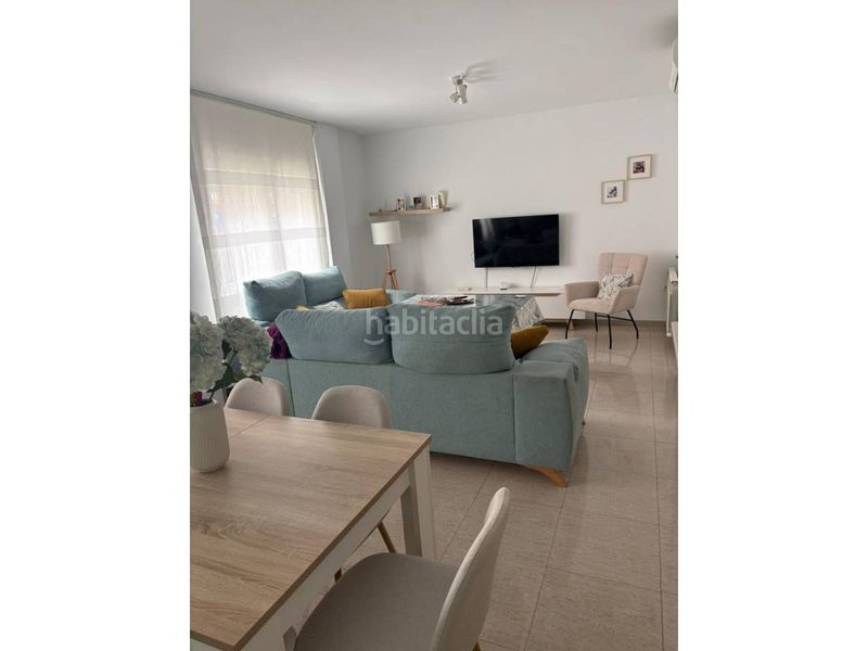 Foto 4493dfc5-5998-4323-902c-1df21e336301. Pis amb calefacció aparcament a Baza