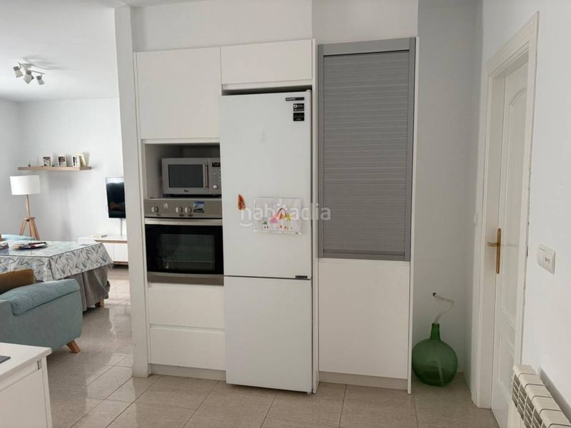 Foto 9ed9b0dc-5425-466e-a113-1ec8110542c1. Pis amb calefacció aparcament a Baza