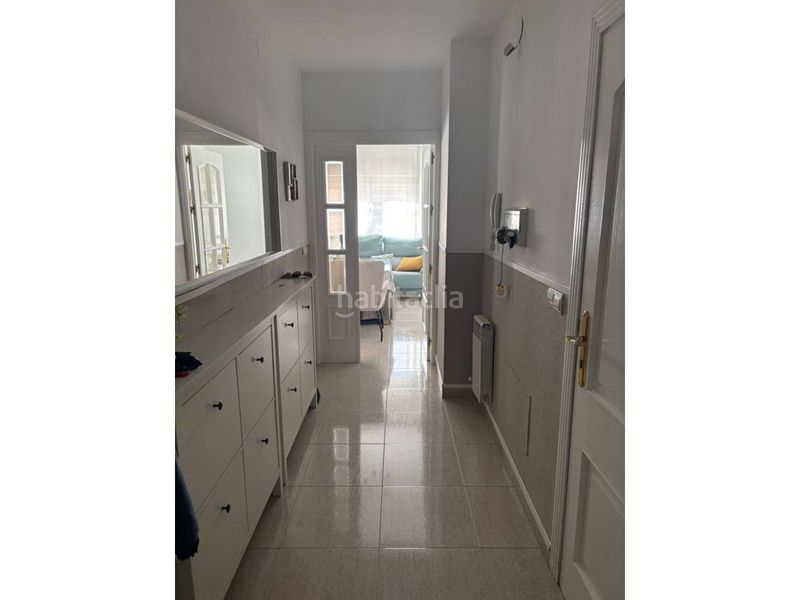 Foto a1103abb-4779-4182-8147-c1742aced1b3. Pis amb calefacció aparcament a Baza