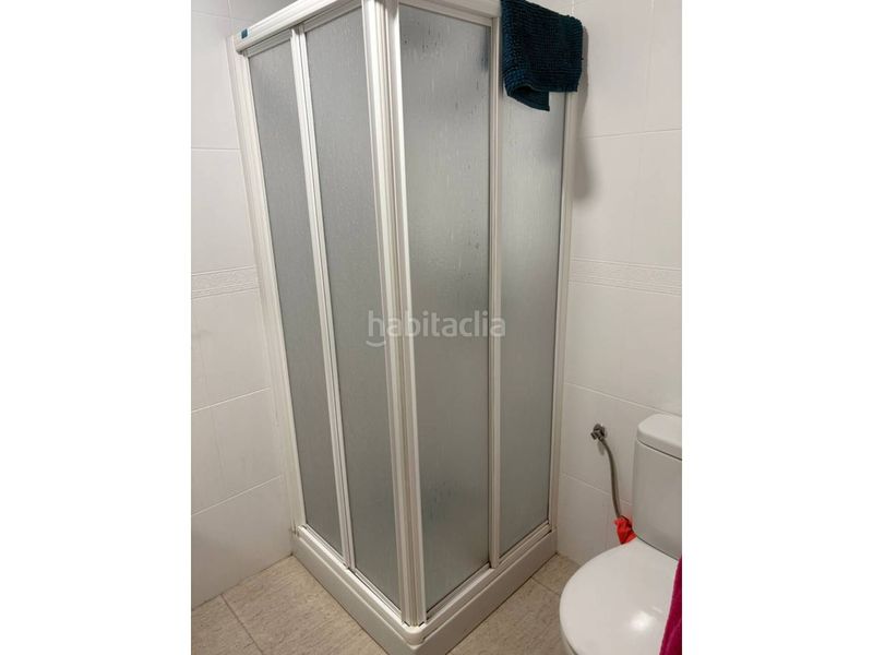 Foto c403e3e4-18ba-4fcb-9699-56cf227fd071. Pis amb calefacció aparcament a Baza