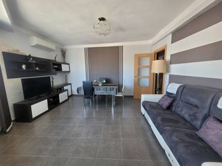 Appartement à Baza. Venta de piso de 3 habitaciones en baza