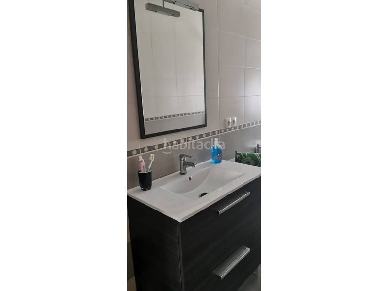 Foto 1853eb9c-514f-488b-8cd0-585b1390adb0. Piso venta de piso en Baza