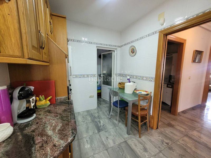 Foto 461859b9-535e-430c-b10d-4e73ce40d98b. Casa amb calefacció aparcament piscina a Baza