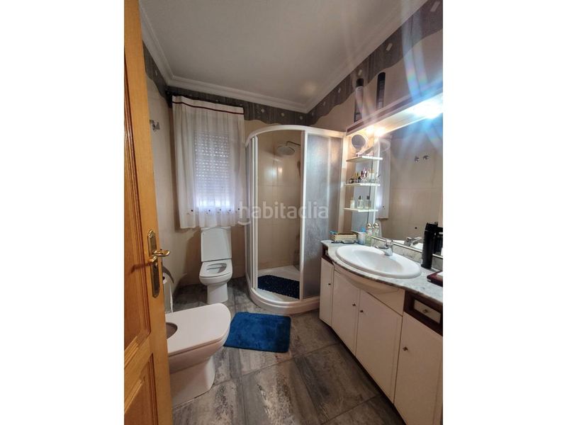 Foto a7232ce9-e28d-4151-8cb2-6e960fc748b3. Casa amb calefacció aparcament piscina a Baza