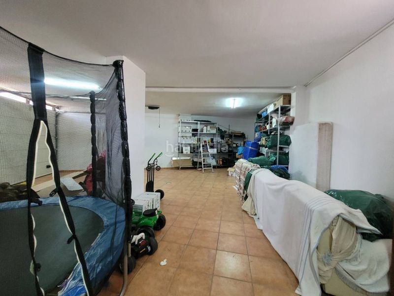 Foto e775b002-4ef3-4e50-9966-5c4024d8e3b3. Casa amb calefacció aparcament piscina a Baza