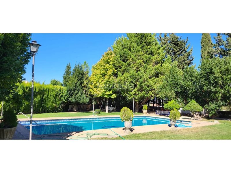 Foto 4c32f1b7-b1ed-449c-ae29-fe8c1db09c34. Xalet amb calefacció aparcament piscina a Baza