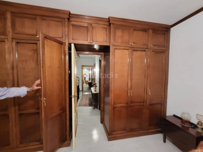 Foto 8f63274a-9626-4f05-b5ec-b0d75d52ae24. Casa amb aparcament a Baza