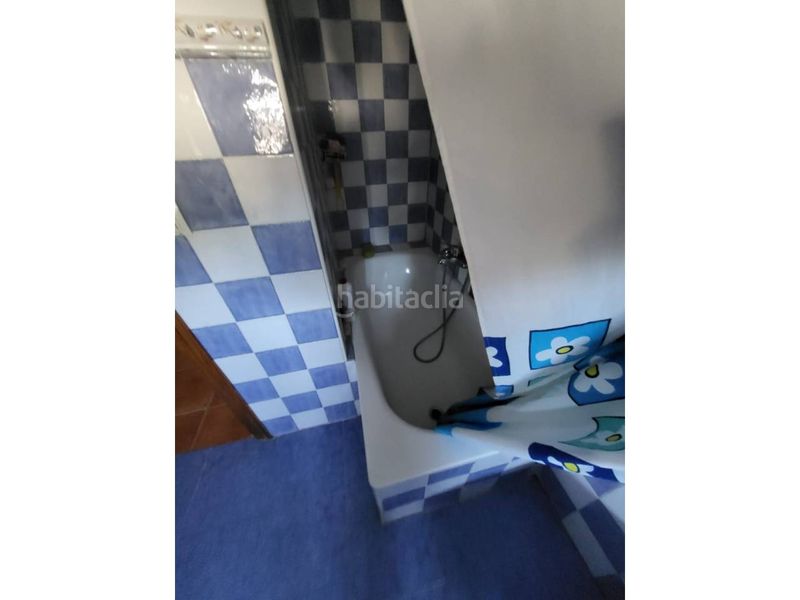 Foto 4c311879-5827-473e-994e-35494fb6538c. Casa amb aparcament a Baza
