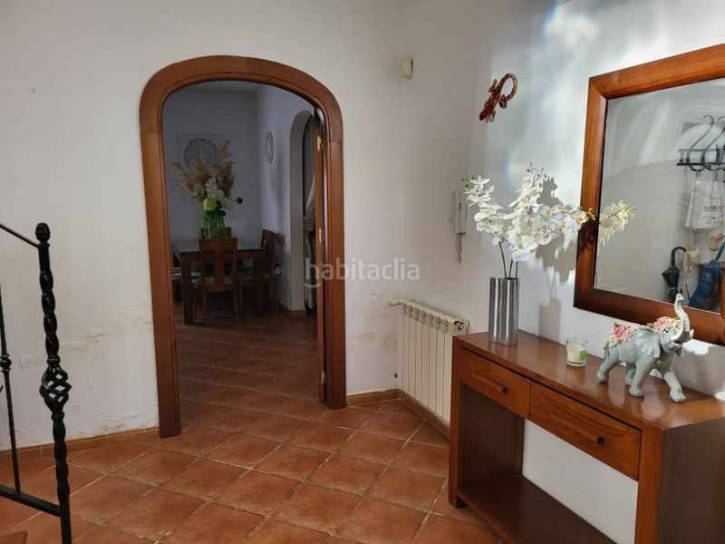 Foto b69e79cf-4637-430f-ae55-cbedd1ce658f. Casa amb aparcament a Baza