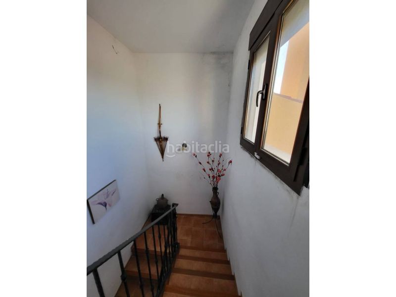 Foto bfc1267f-ef8f-4c90-aaf2-cf0dba9ced36. Casa amb aparcament a Baza