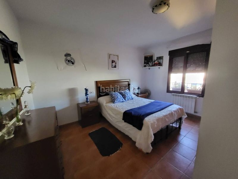 Foto cae9ea64-edd5-4033-ba3d-e0a56c963474. Casa amb aparcament a Baza