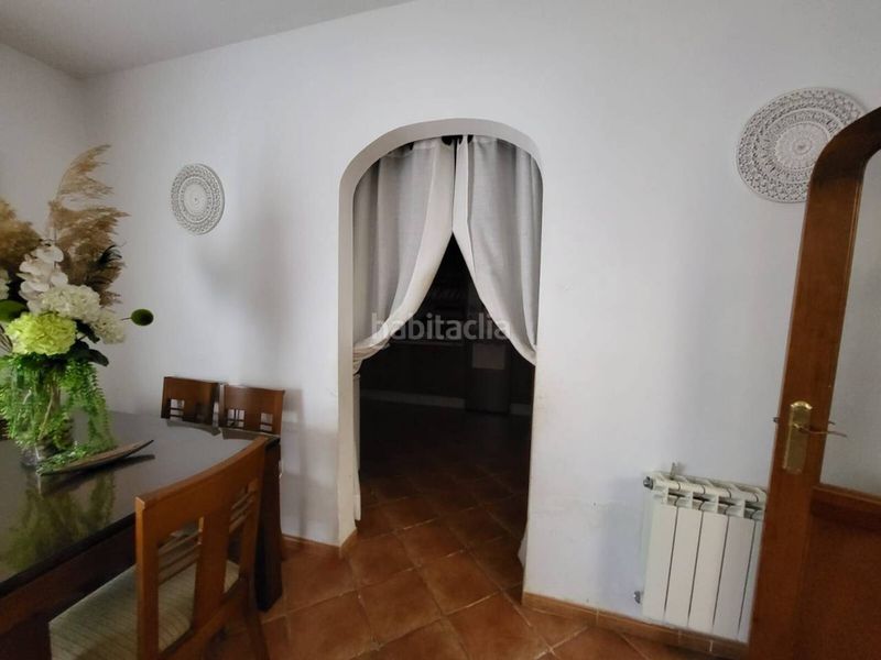 Foto db3bb36c-109f-446c-ae40-3c0c0b9d9b6b. Casa amb aparcament a Baza