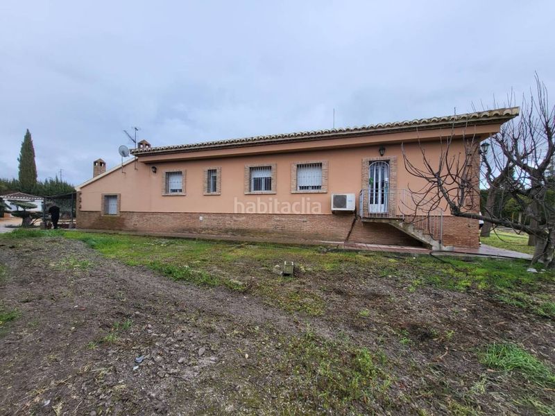 Foto 10f1af70-ab8b-4aa5-be3b-04d517bf0edd. Chalet venta de villa en Baza