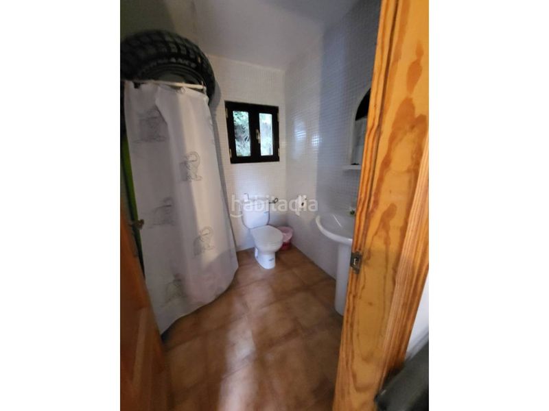 Foto 1665d7f7-8e67-48b6-a1d5-91d027174ade. Chalet venta de villa en Baza