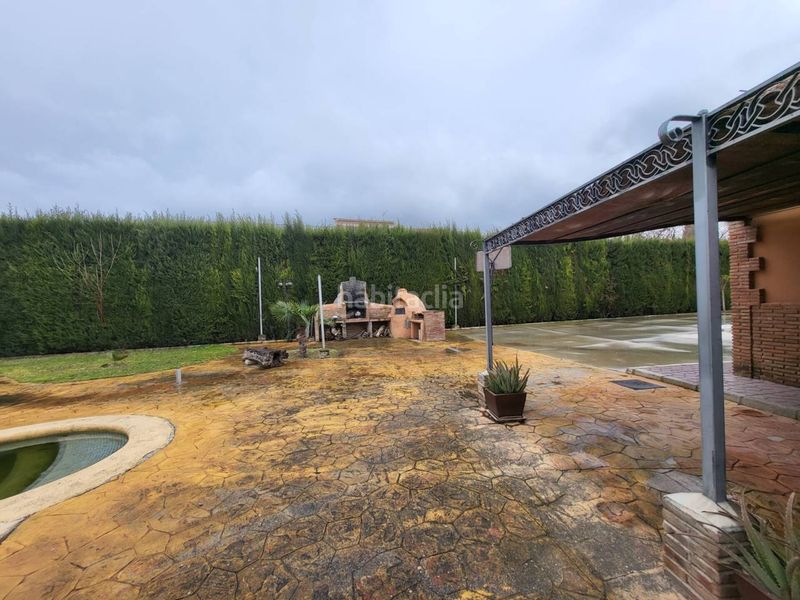 Foto 3656a62f-a9d0-4c49-8065-7e0fc2e5d6a4. Chalet venta de villa en Baza