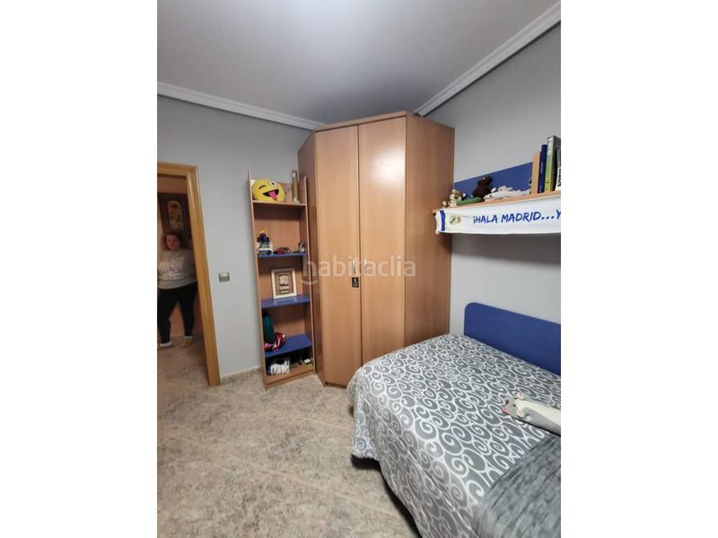 Foto 893c82b2-3379-4abd-b8d6-7d3bb7980ed9. Chalet venta de villa en Baza