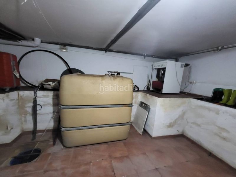 Foto a33539a5-43d0-4953-90aa-87e48d36b19c. Chalet venta de villa en Baza