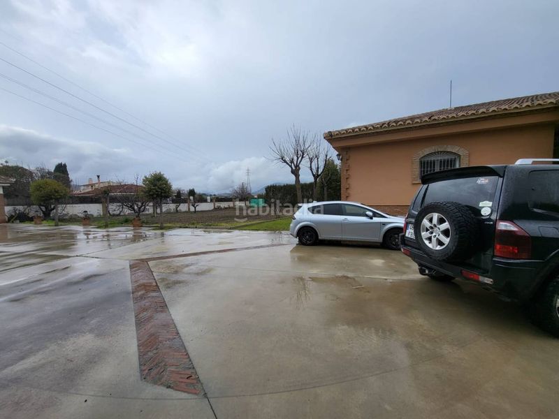 Foto f442ee73-2a86-4739-be9a-1e657b1071a0. Chalet venta de villa en Baza
