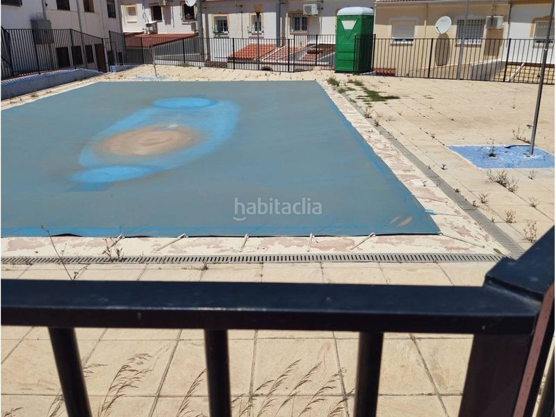Foto 7ae75d55-5b65-4318-840a-7afb59eb9039. Casa amb aparcament piscina a Baza