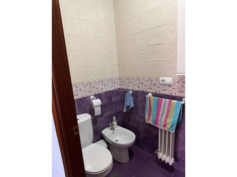 Foto b4959124-aba6-4a17-b594-7e7474ba4f27. Casa amb aparcament piscina a Baza