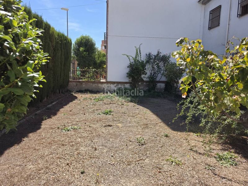 Foto 202bc17a-6b64-4309-8550-fbda3597de4a. Maison avec parking dans Baza