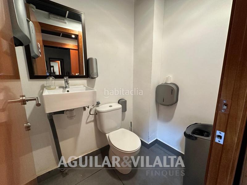 Foto 393c30ed-87e3-4556-ac7a-d5f51462978b. Pas-de-porte local commercial dans Centre Granollers