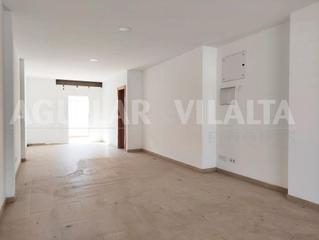 Lloguer Local Comercial a Hostal